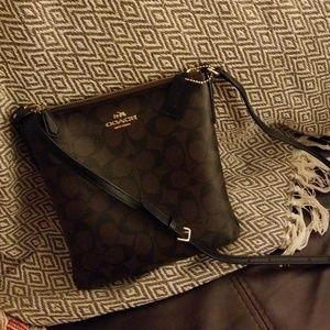 Authentic Coach File bag crossbody.
